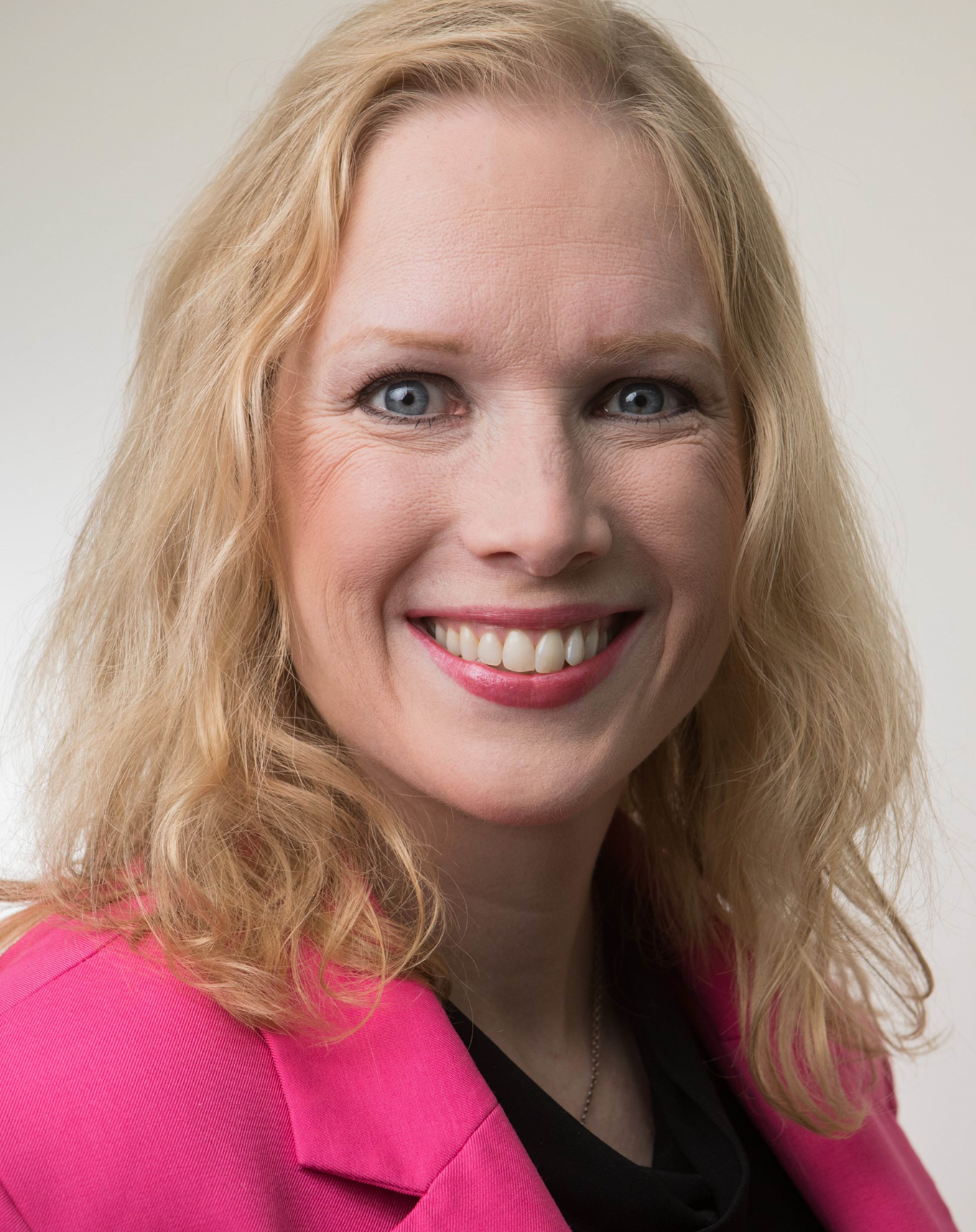 Nikki Thomsen, Assistant Director, People & Culture